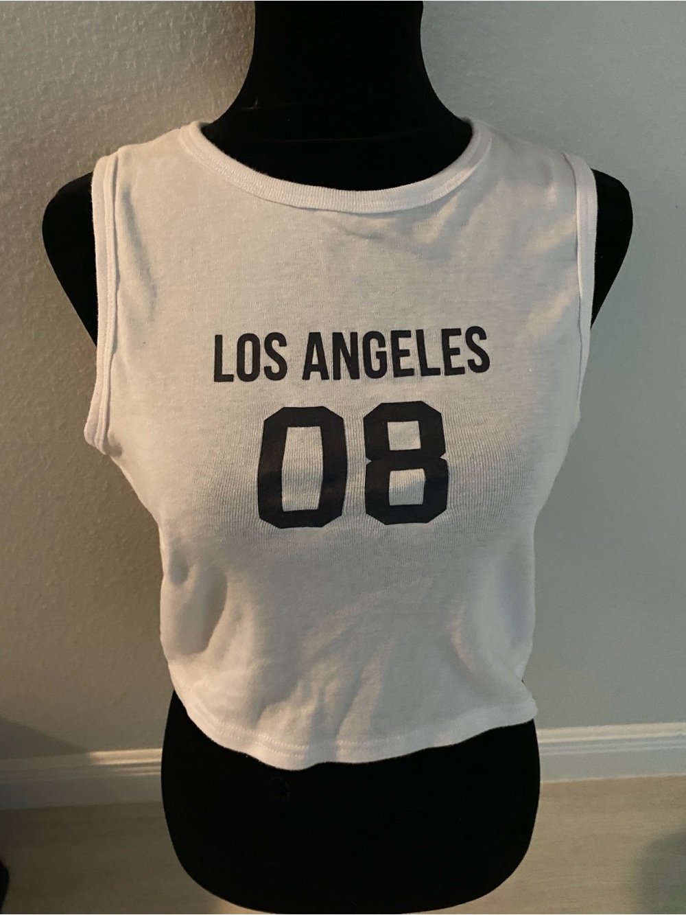 White 'Los Angeles 08' Graphic Crop Tank Top